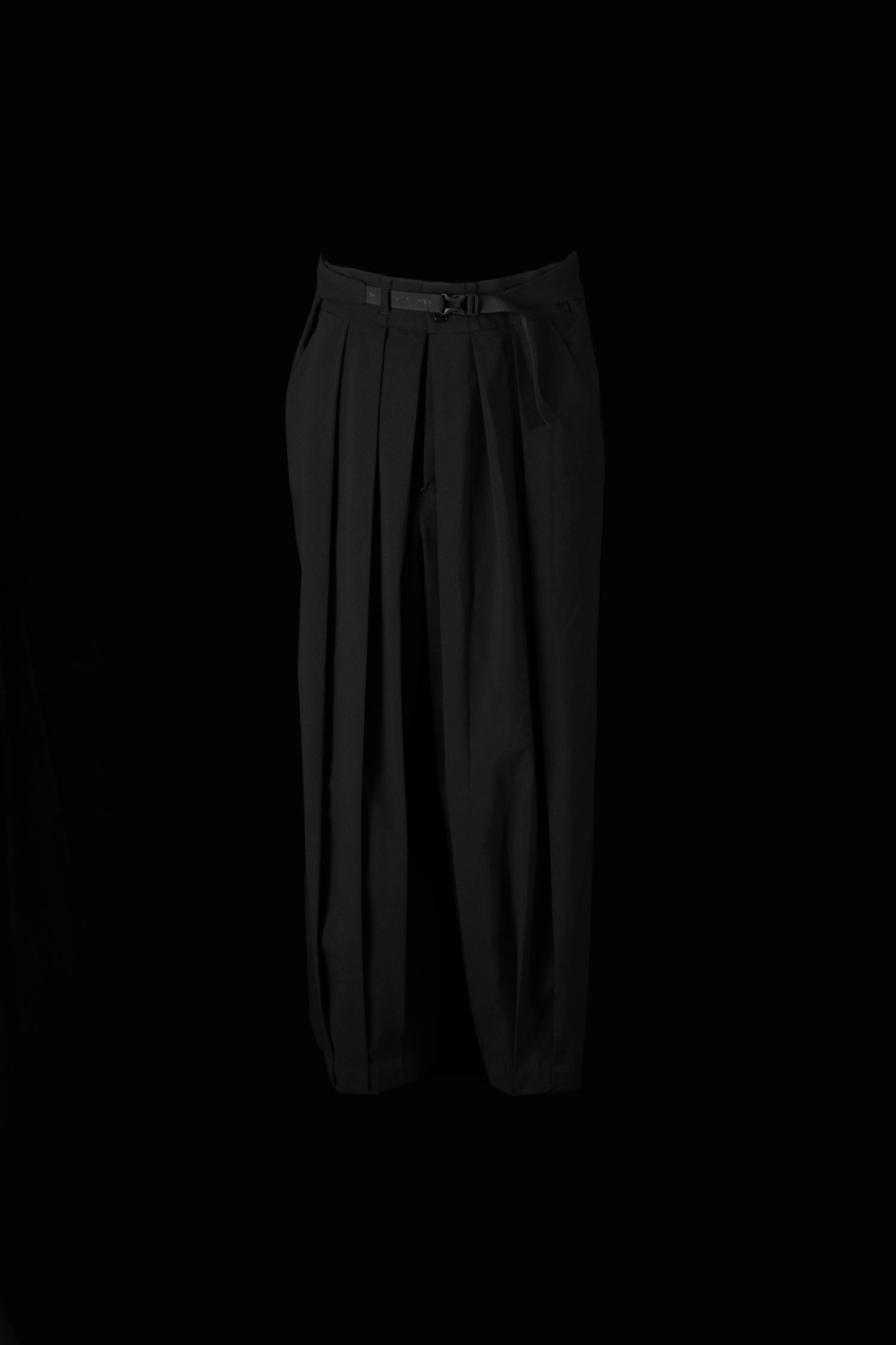KURO HAKAMA