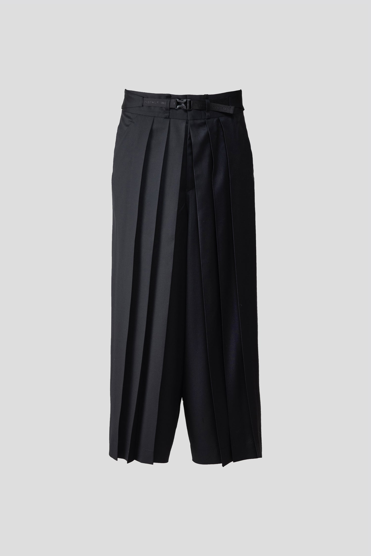 M HAKAMA