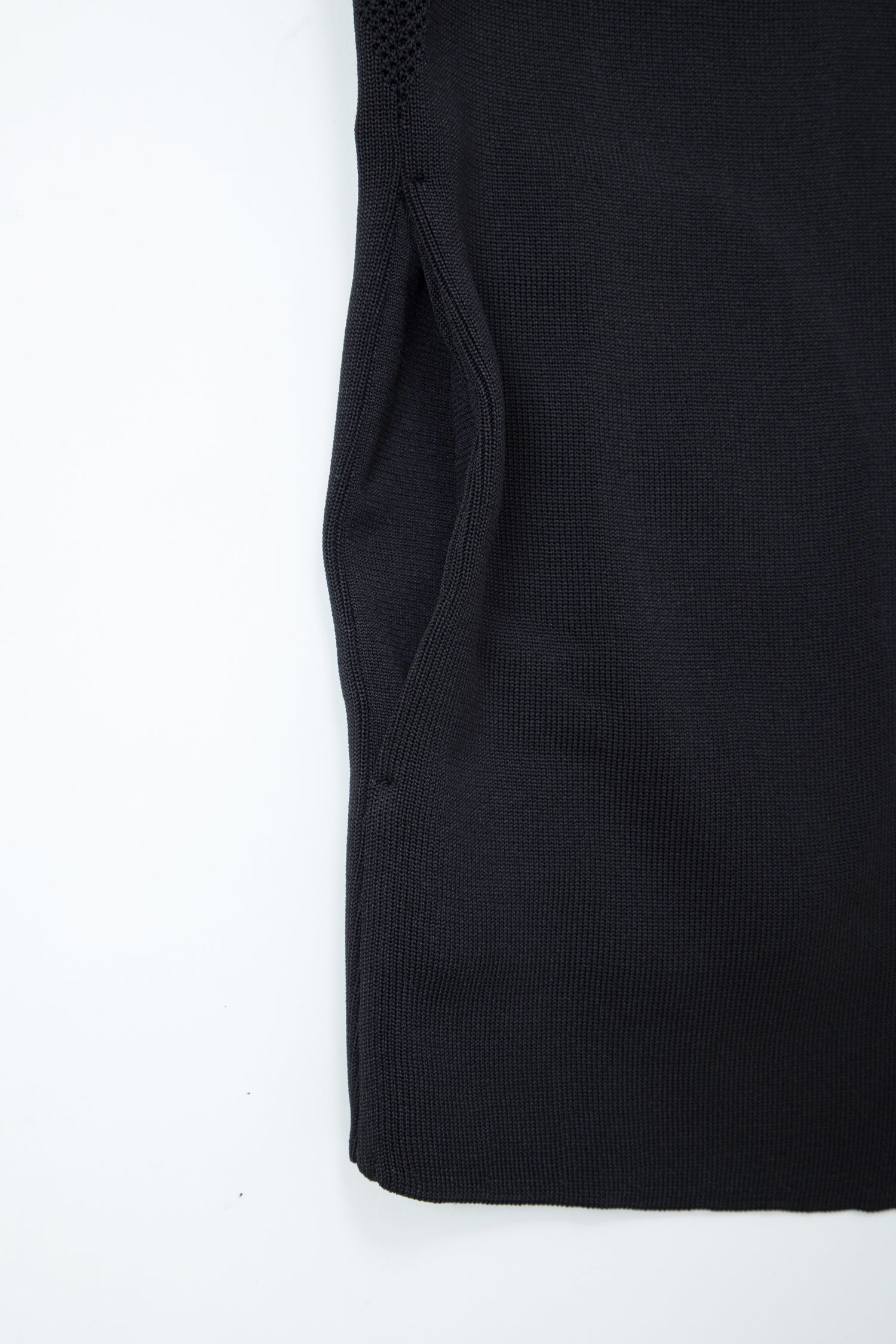 TECH KNIT JACKET