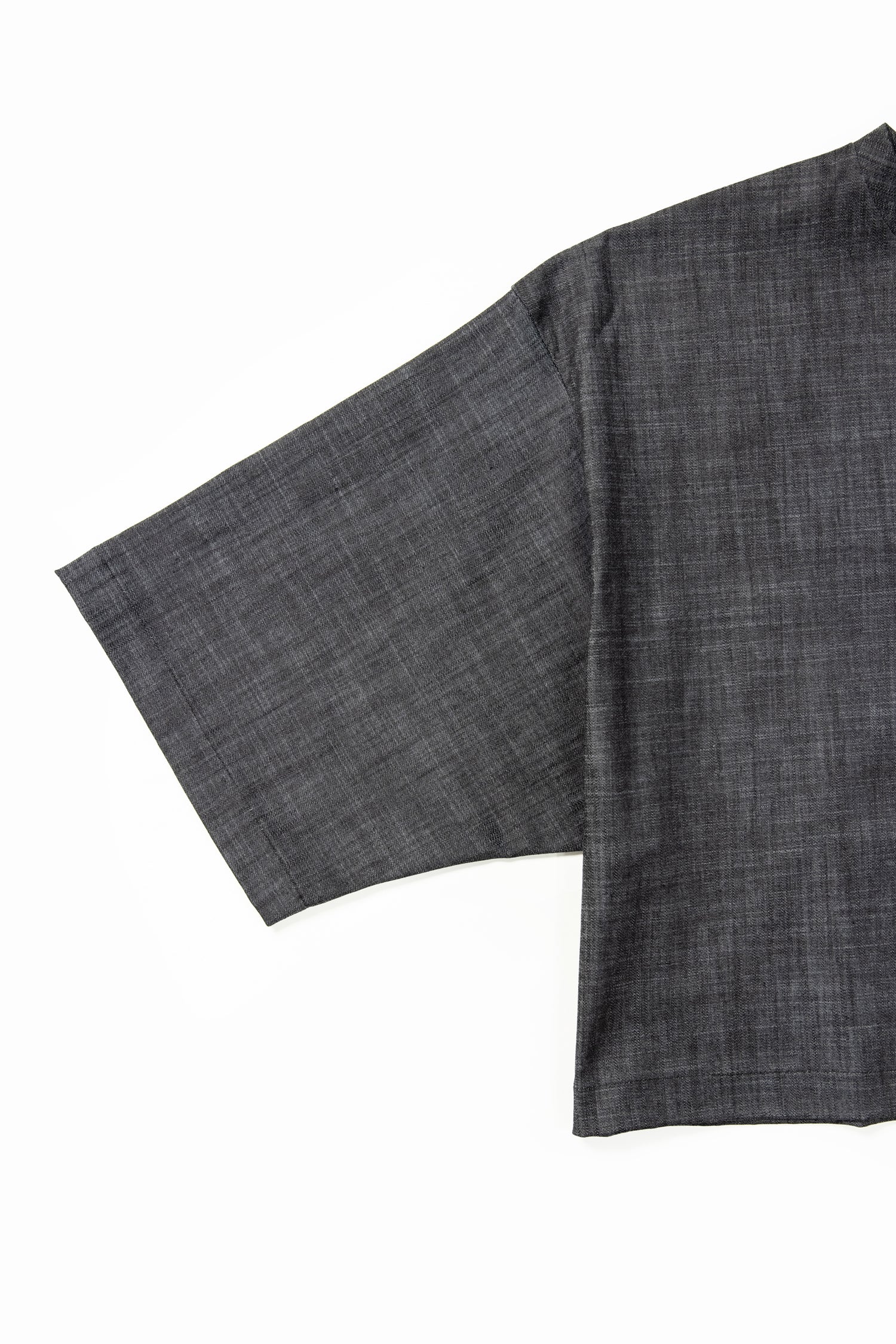 D-SHORT T-SHIRTS