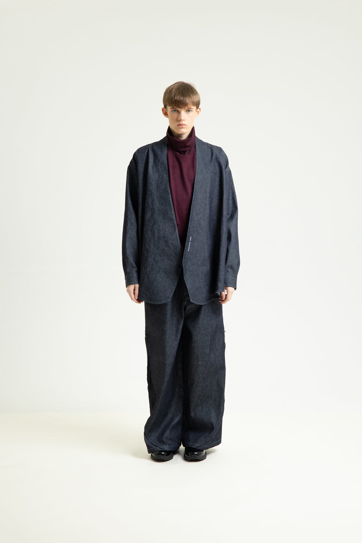TECH MERINO TURTLE NECK