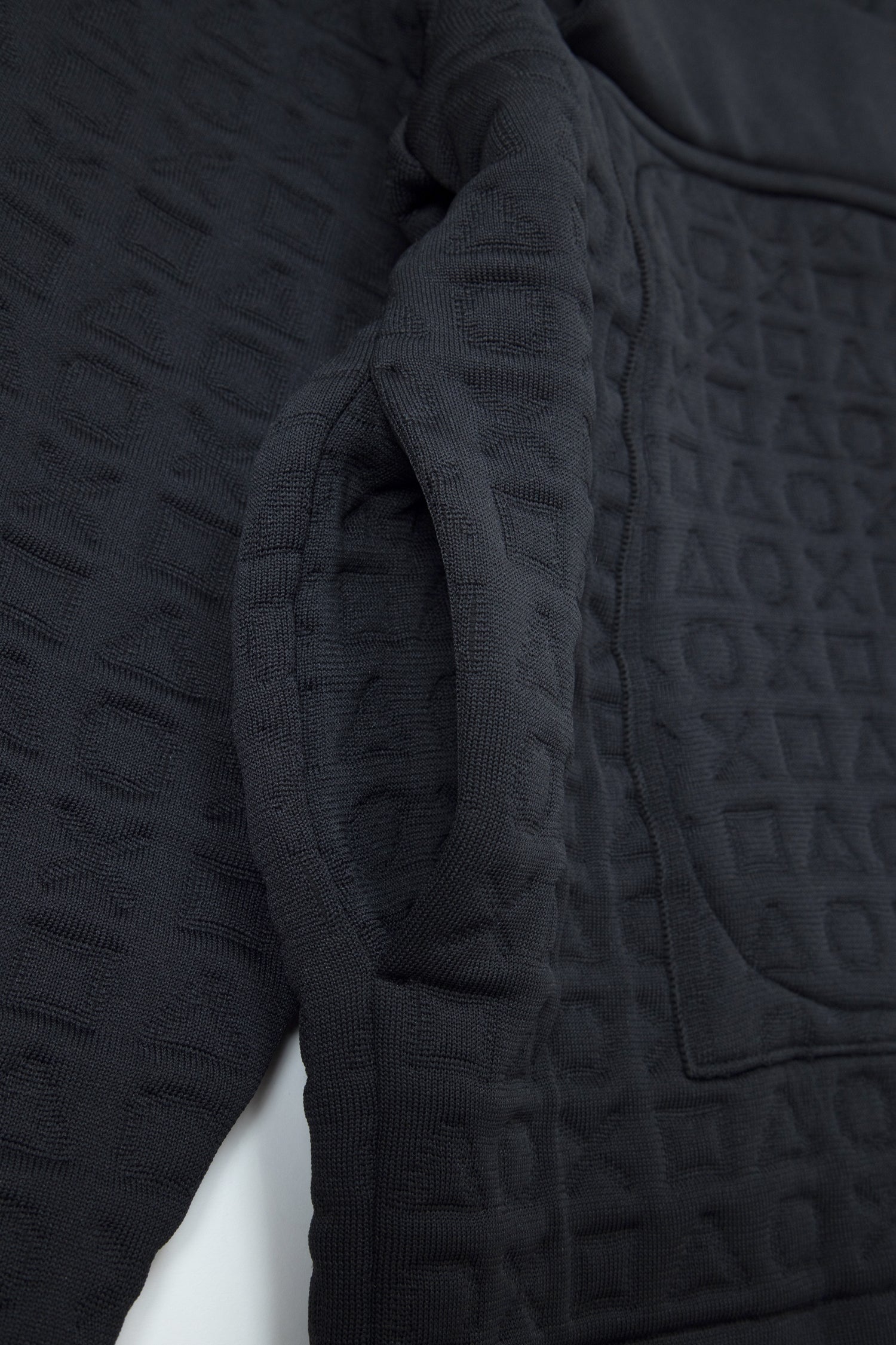 PSM TRANSFORM HOOD | PlayStation x MINOTAUR INST.